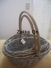 入荷してます。